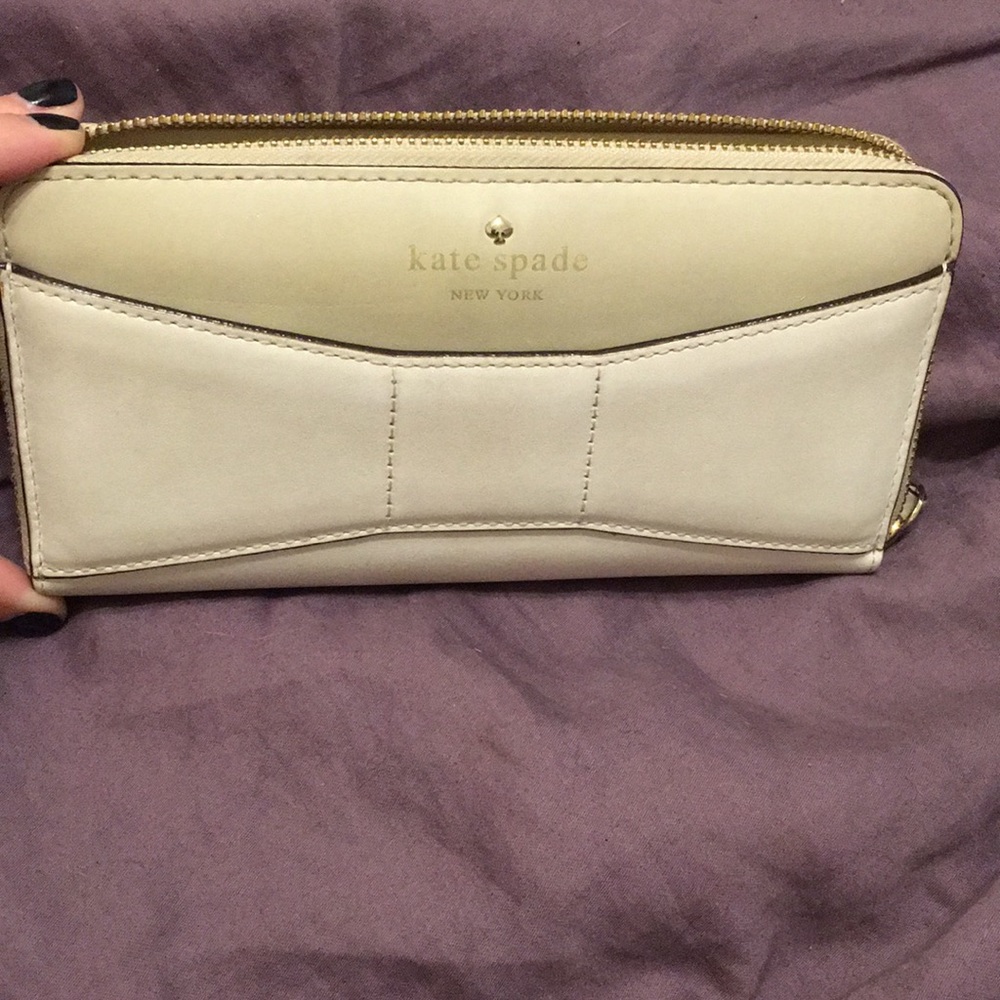 Kate Spade Wallet ♠️